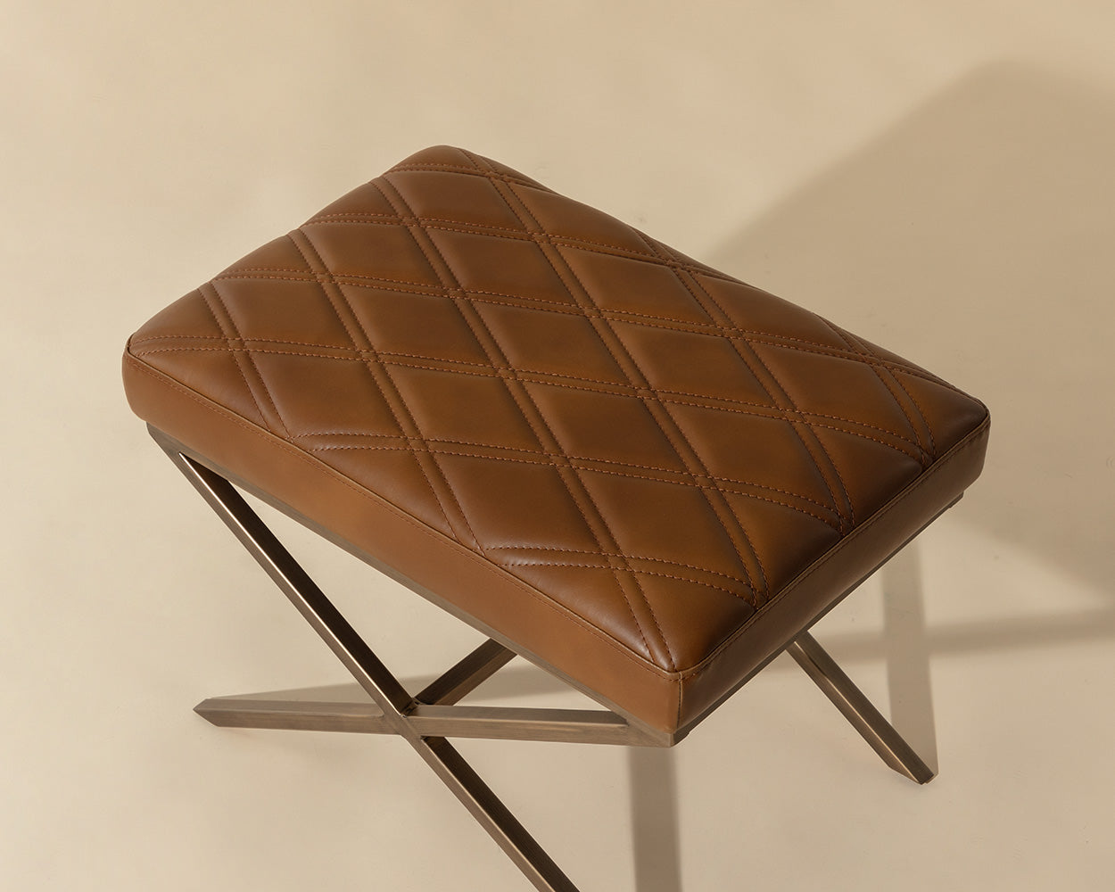 Wisconsin Stool - Tobacco Tan