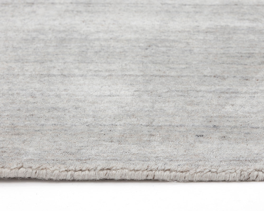 Alaska Hand-Loomed Rug - Grey / IVory