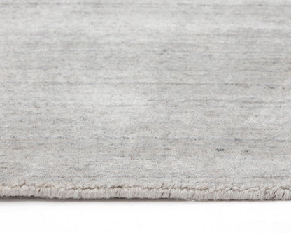 Alaska Hand-Loomed Rug - Grey / IVory