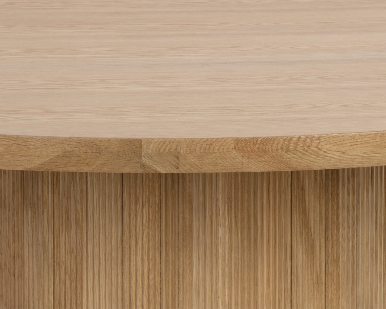 Kalla Dining Table - Round - Rustic Oak