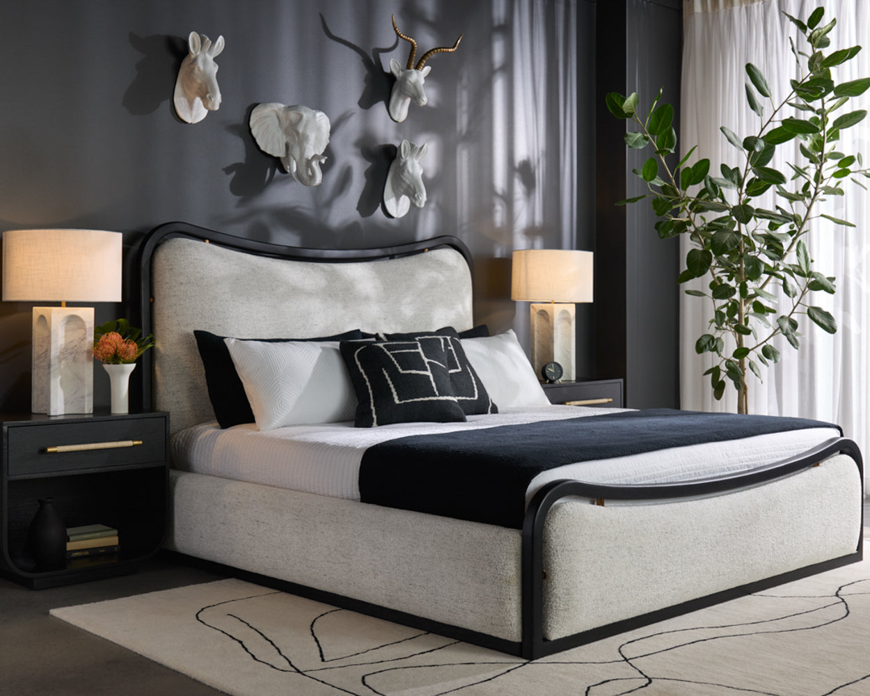 Tilda Hand-Tufted Rug - IVory / Charcoal