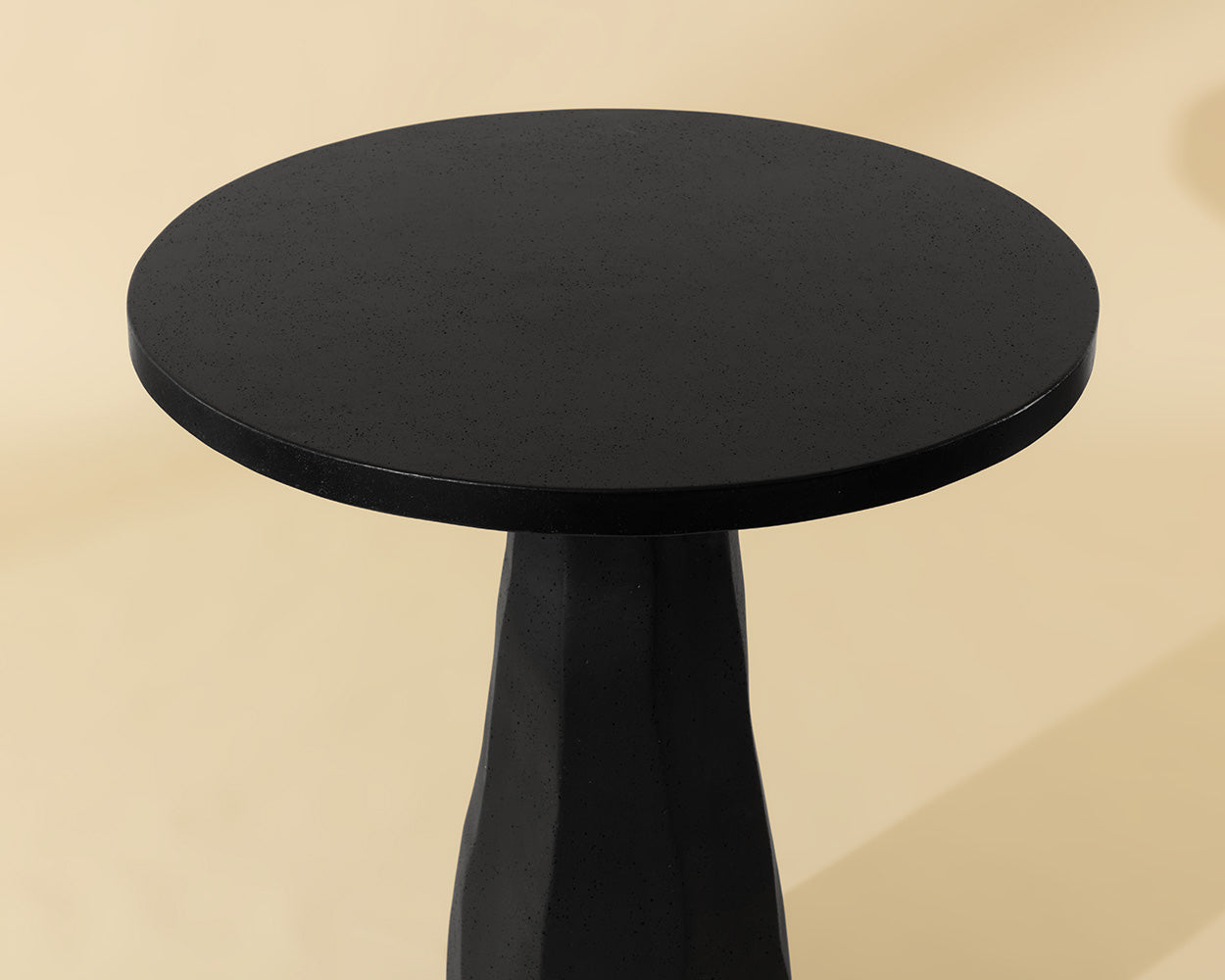 Kliff Bar Table - Black